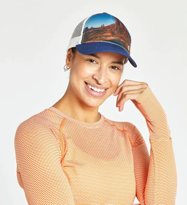 RUNNER TRUCKER (MONUMENT VALLEY)